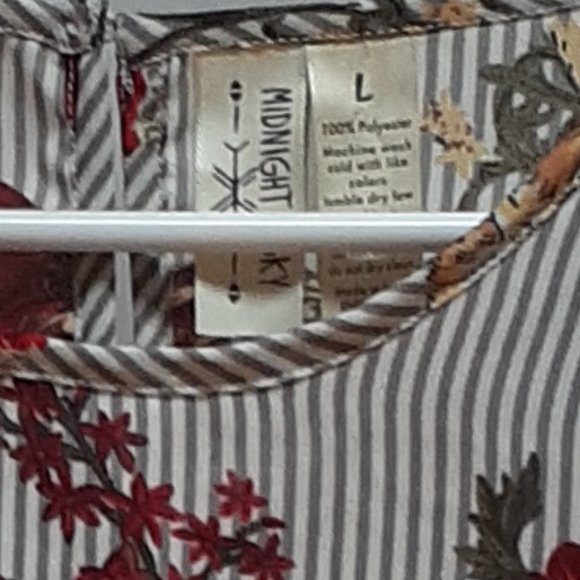 Ruffle sleeve Top/blouse - Picture 9 of 9